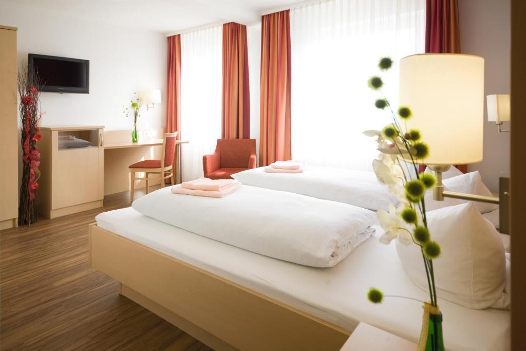 Hotel Gasthof Pension Riebel Etzenricht Pokój zdjęcie
